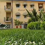 Al Sole 3*
