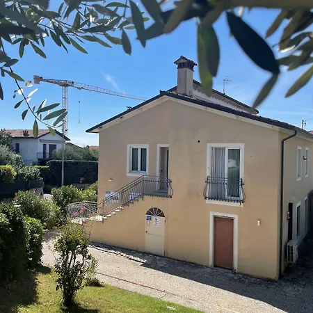 Al Sole 3* バルドリーノ